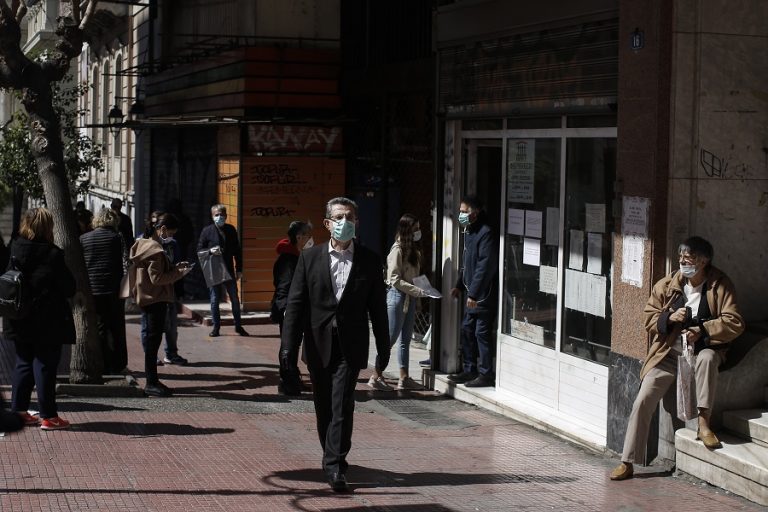 Ισπανικά ΜΜΕ μιλούν για ελληνικό «θαύμα» στη μάχη κατά του κορωνοϊού