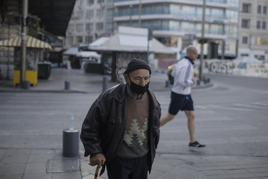 Μετακίνηση σε περιορισμένο χρονικό διάστημα εξετάζει η κυβέρνηση