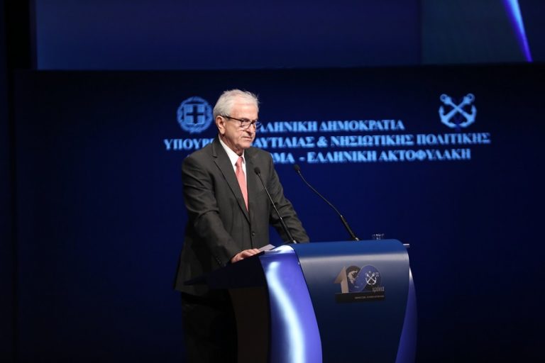 Θ. Βενιάμης: Χωρίς τους ήρωες ναυτικούς μας και τα πλοία, η κοινωνίας μας θα στερούνταν βασικά αγαθά
