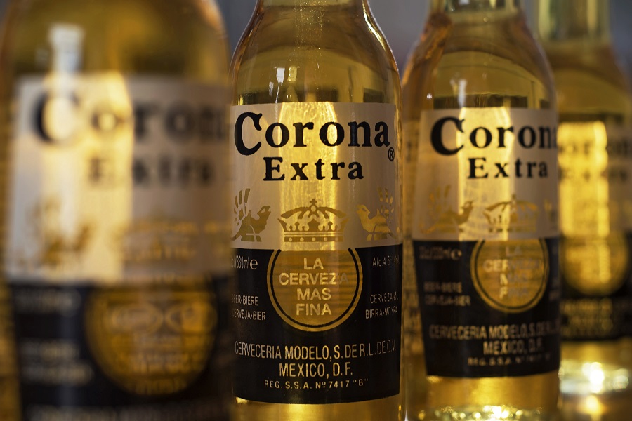 Corona: Επαρκή τα αποθέματα της μπύρας στην ελληνική αγορά