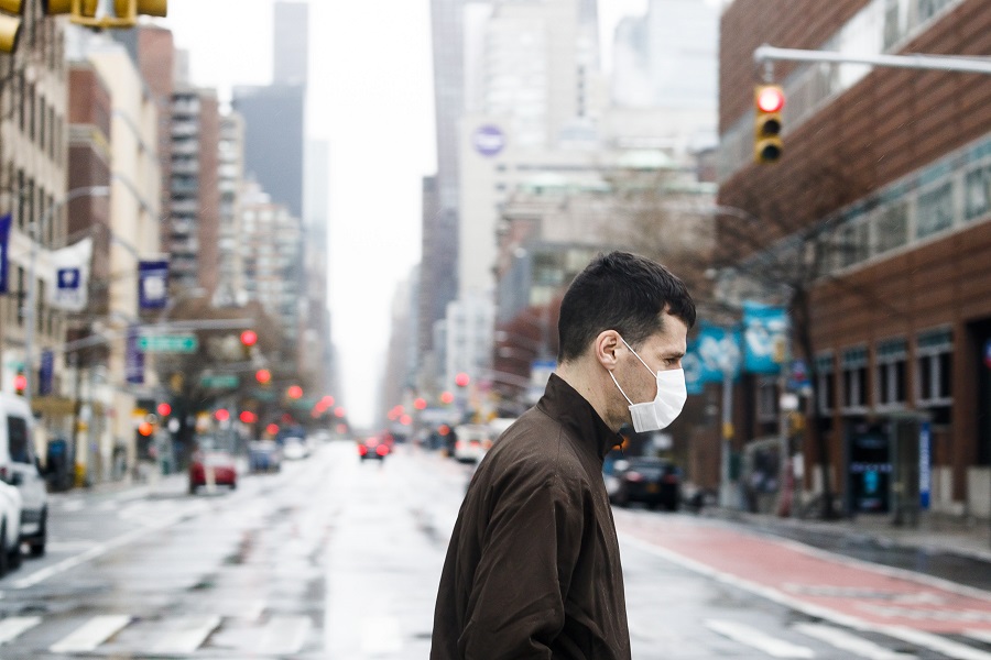 Η Νέα Υόρκη “αποχαιρετά” από σήμερα την υποχρεωτική χρήση της μάσκας
