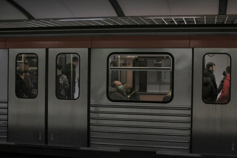Ανεστάλη η αυριανή απεργία του μετρό και του τραμ- Κανονικά η λειτουργία τους