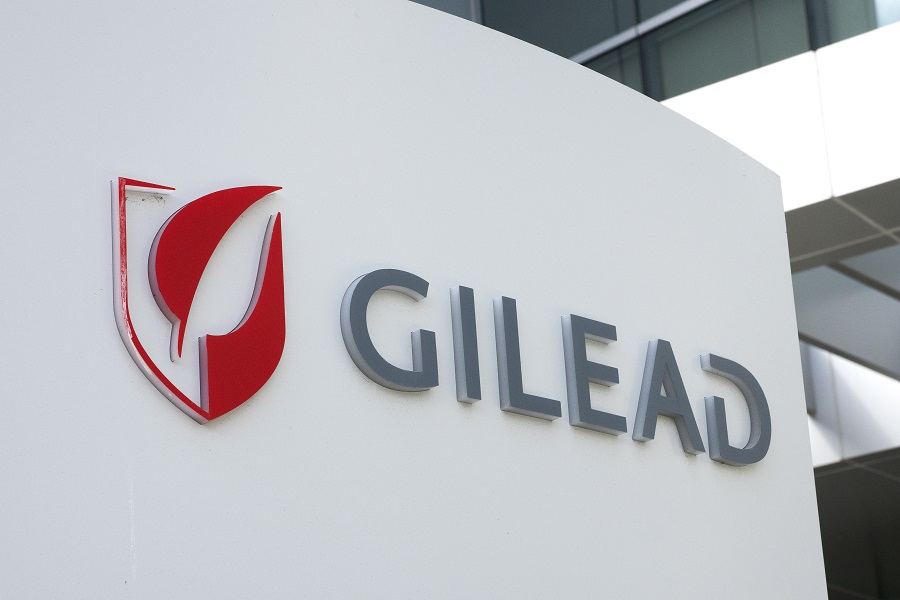 Συμφωνία Gilead με πέντε φαρμακοβιομηχανίες για παραγωγή remdesivir και διανομή σε 127 χώρες