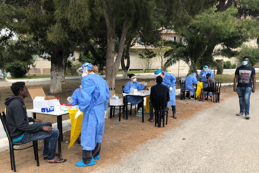 Η γεωγραφική κατανομή των κρουσμάτων: 938 κρούσματα σε Αττική, 298 Θεσσαλονίκη, 506 Κρήτη