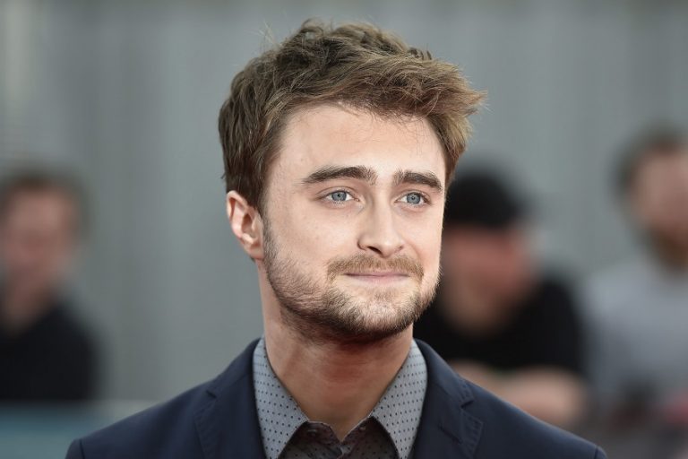 Ο Daniel Radcliffe διαβάζει το πρώτο κεφάλαιο του «Ο Χάρι Πότερ και η Φιλοσοφική Λίθος»