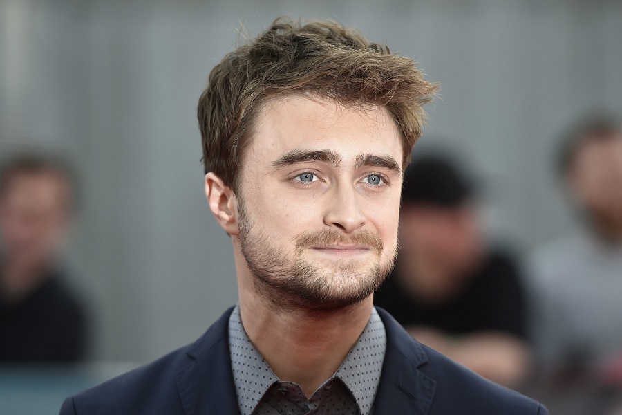 Ο Daniel Radcliffe διαβάζει το πρώτο κεφάλαιο του «Ο Χάρι Πότερ και η Φιλοσοφική Λίθος»