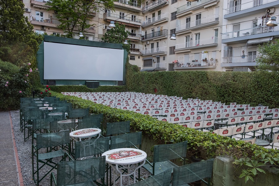 Το 10ο Athens Open Air Film Festival επιστρέφει με προβολές σε θερινά και drive-in σινεμά