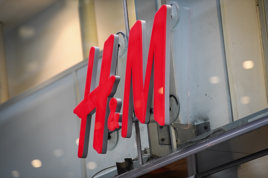 H&M: Σε 14% μείωσε τις απώλειες το δίκτυο στην Ελλάδα