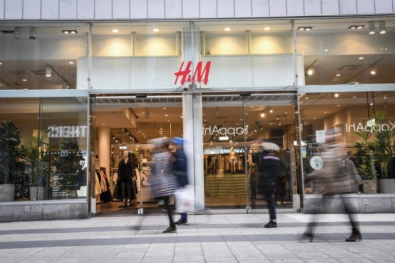 H&M και Nike απειλούνται με μποϊκοτάζ στην Κίνα- Ο λόγος της απόφασης