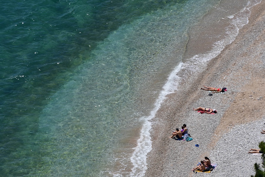 Η Ελλάδα έχει πάνω από 1.500 καθαρές θάλασσες