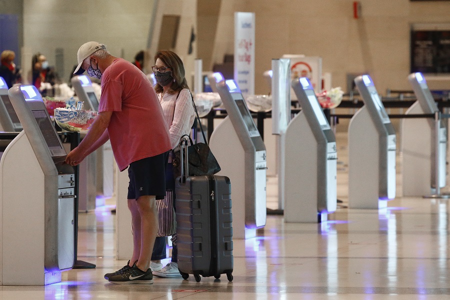 Υπηρεσία Πολιτικής Αεροπορίας: Παράταστη της καραντίνας για όσους εισέρχονται στην Ελλάδα