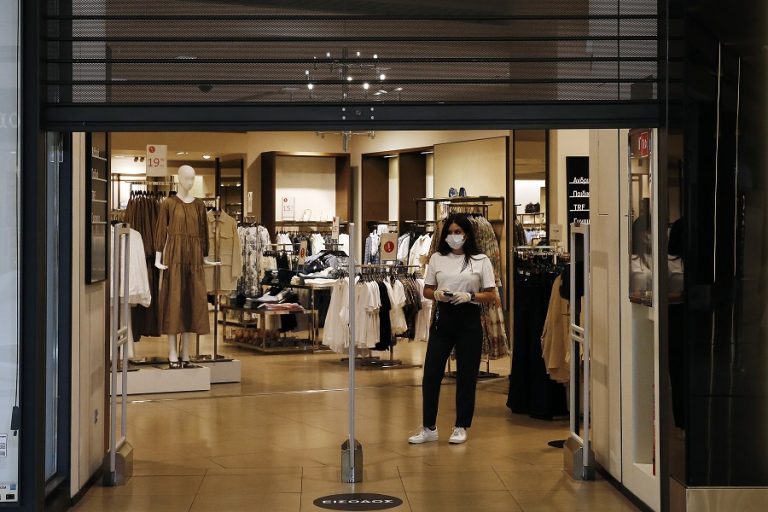 Σταμπουλίδης: Απο Δευτέρα θα ανοίξουν και μεγάλα πολυκαταστήματα- Τι ισχύει με όριο πελατών