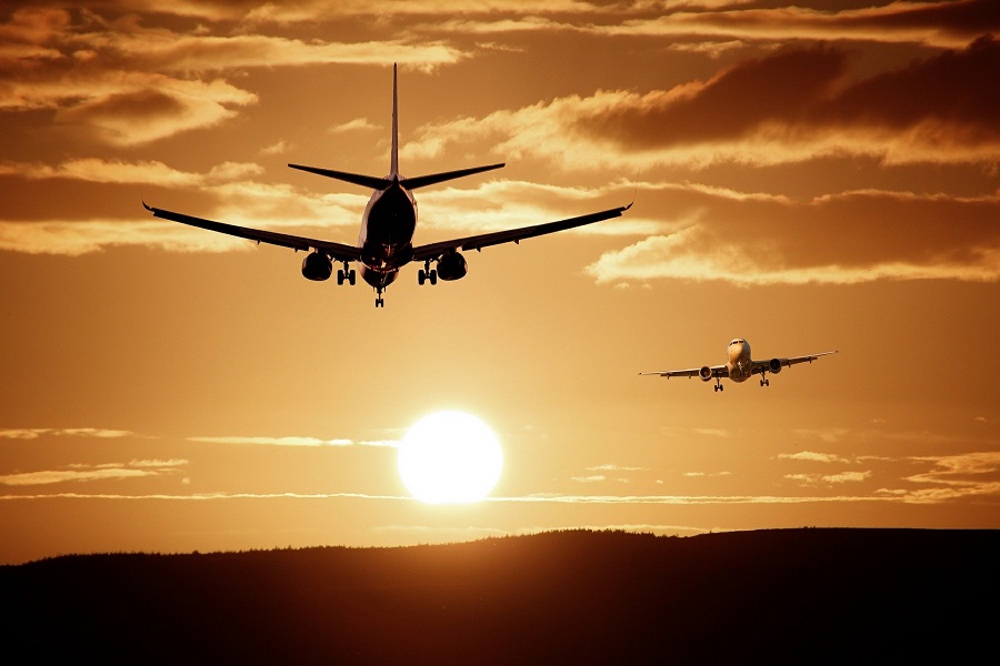 Αλλάζουν σελίδα τα αεροπορικά ταξίδια: Αυστηρότεροι υγειονομικοί κανόνες, λιγότερες πτήσεις