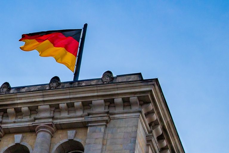 Σε ιστορική ύφεση εισέρχεται η Γερμανία- Πτώση 2,2% του ΑΕΠ