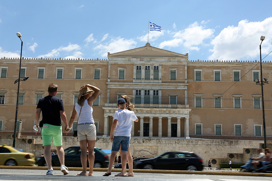 Πόσα ξοδεύουν οι Ευρωπαίοι τουρίστες και πόσα οι Έλληνες