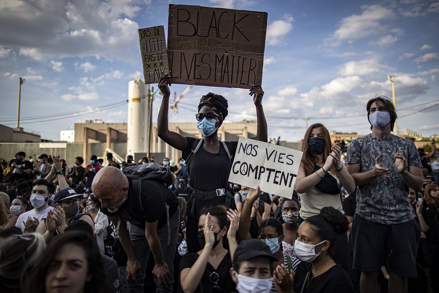 Και άλλος νεαρός μαύρος νεκρός από πυρά αστυνομικού στην Ουάσιγκτον- «Δεν θα περάσει έτσι»