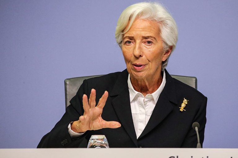 Τόνος αισιοδοξίας από τη Λαγκάρντ: Πιθανότατα περάσαμε τα χειρότερα της πανδημίας