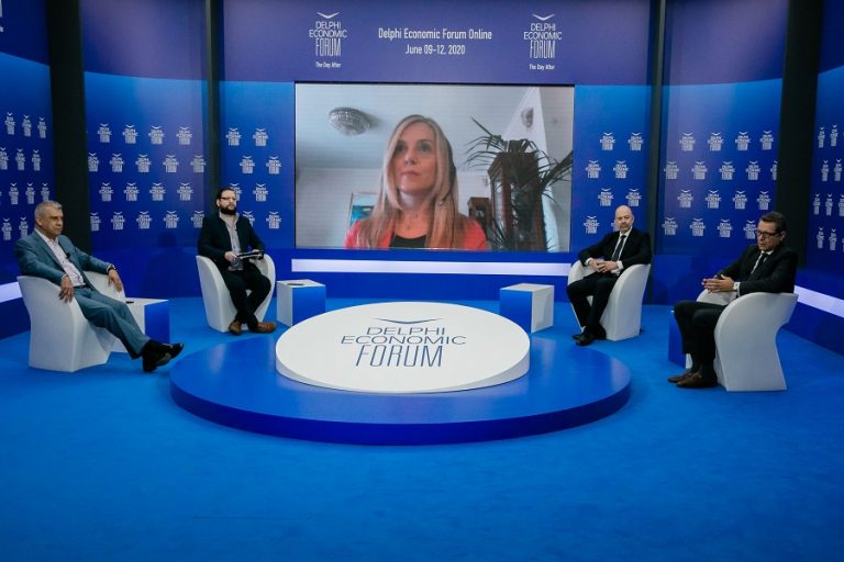 Οικονομικό Φόρουν των Δελφών: Είναι επιτακτική η ανάγκη της επανεκπαίδευσης σε ψηφιακές δεξιότητες