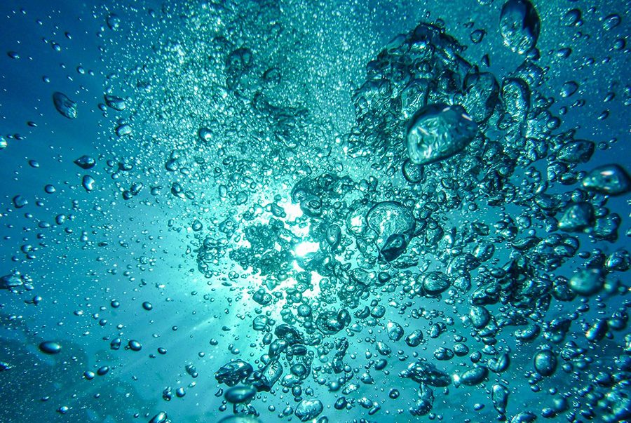 QuenchSea: Η φορητή συσκευή που μετατρέπει το θαλασσινό νερό σε πόσιμο μέσα σε λίγα λεπτά