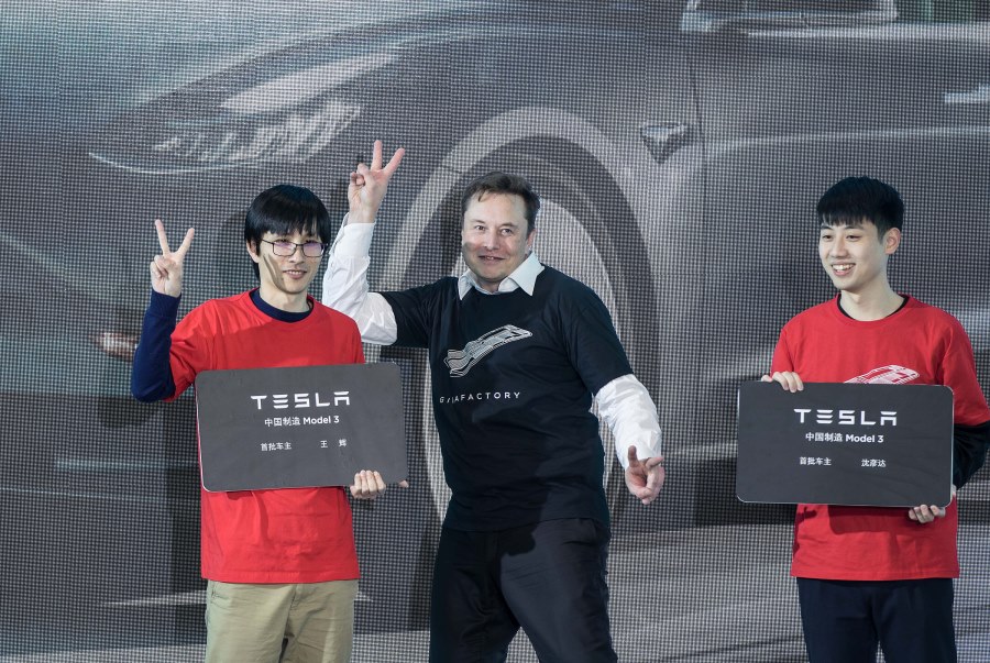 Γιατί ο ιδρυτής της Tesla παραμένει ερωτευμένος με…την Κίνα