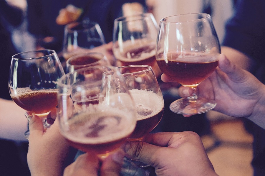 ΙΟΒΕ: Οι νέες προκλήσεις για τον κλάδο των αλκοολούχων ποτών