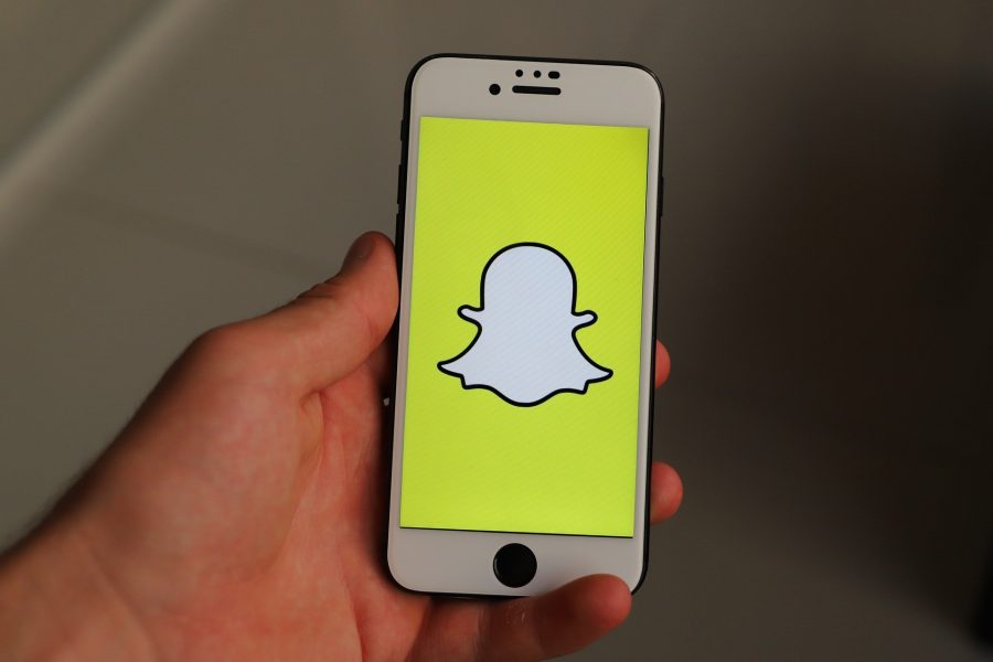 H μητρική του Snapchat εμφάνισε κερδοφορία και οι μετοχές της εκτοξεύθηκαν