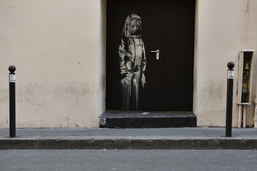 Επέστρεψε σε γαλλικά χέρια το κλεμμένο έργο του Banksy για το Μπατακλάν
