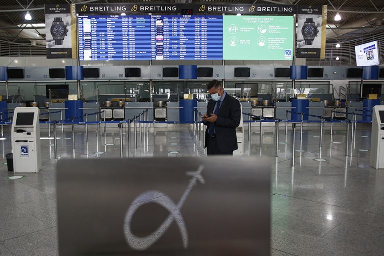 Έκτακτη αεροπορική οδηγία πτήσεων εξωτερικού για ταξιδιώτες από χώρες της Ν. Αφρικής έως 3 Δεκεμβρίου