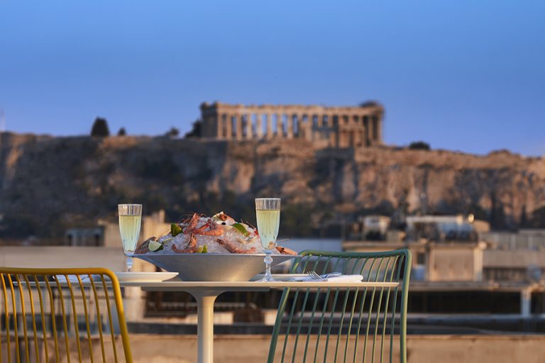 Απολαύστε την ανεπανάληπτη εμπειρία φιλοξενίας των Brown Hotels στο Brown Acropol
