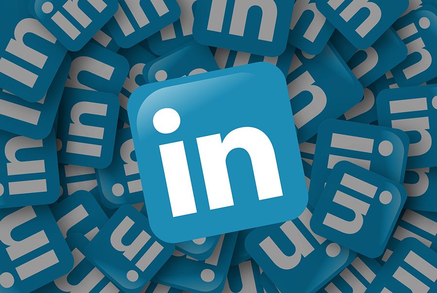 Περικοπή 960 θέσεων εργασίας παγκοσμίως εξετάζει το LinkedIn