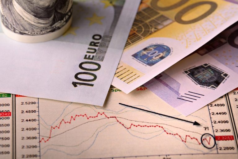 Νέα παράταση για τις φορολογικές δηλώσεις, μέχρι τις 17:30