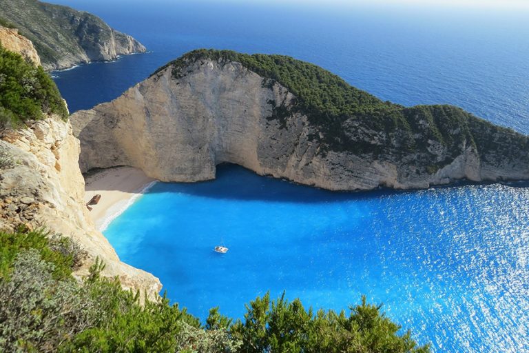 EOT και AEGEAN λανσάρουν νέα διεθνή καμπάνια για τον ελληνικό τουρισμό