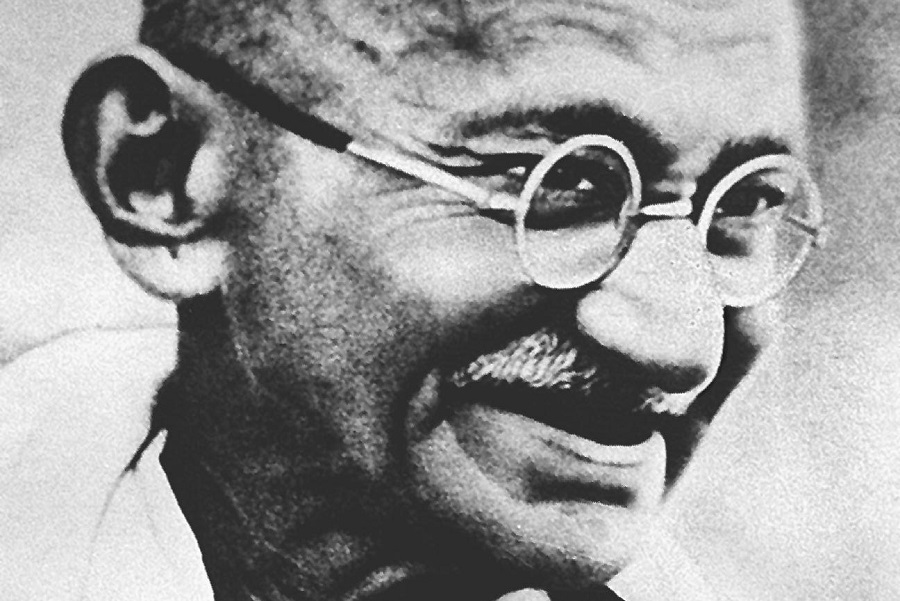 Στο «σφυρί» τα γυαλιά του Γκάντι- Το αστρονομικό ποσό πώλησής τους