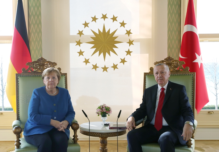 Το Βερολίνο δεν παίρνει δημόσια θέση για τις κυρώσεις κατά της Τουρκίας