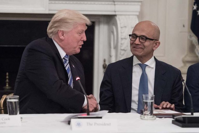 Περιθώριο 45 ημερών δίνει ο Τραμπ στη Microsoft για την εξαγορά του TikTok