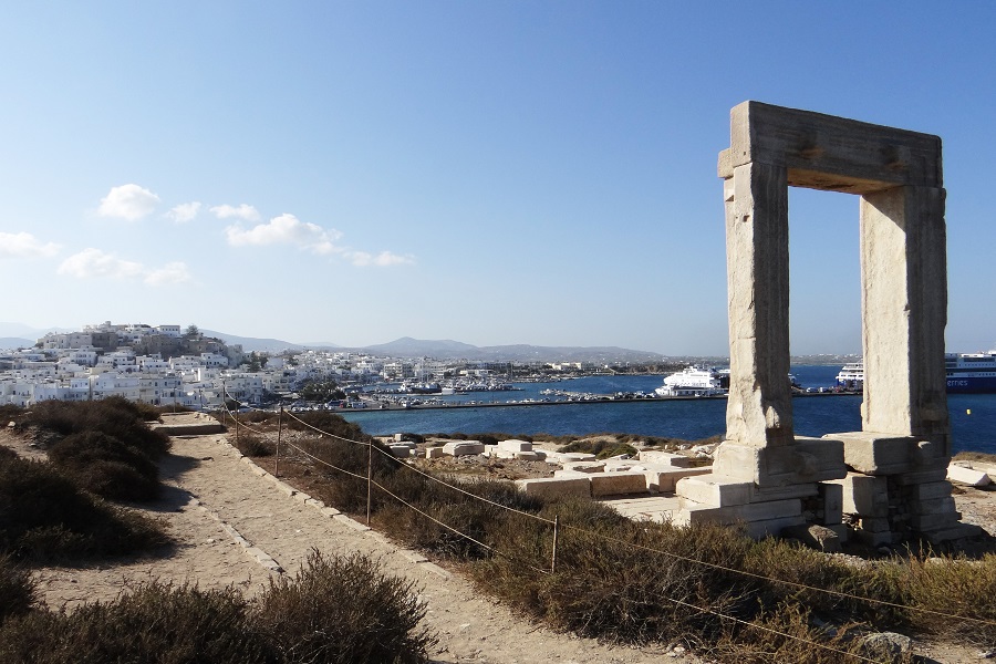 Το βρετανικό National Geographic σου εξηγεί πώς να περάσεις 14 μέρες στις Κυκλάδες