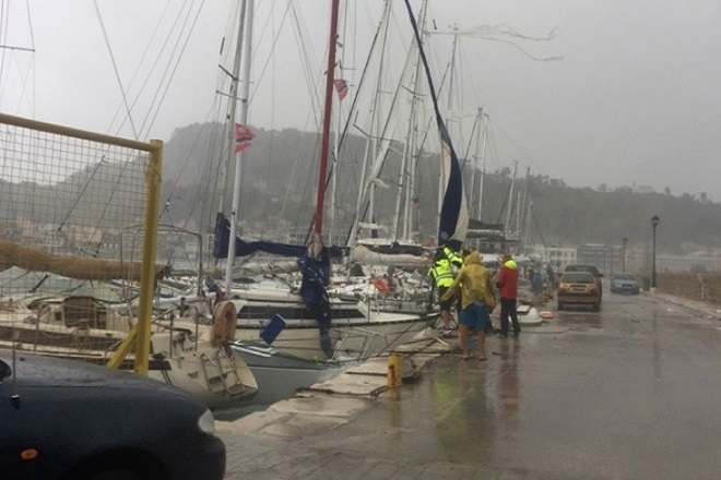 Ο Ιανός «σάρωσε» την Κεφαλονιά: Βύθισε 43 σκάφη μέσα σε 48 ώρες