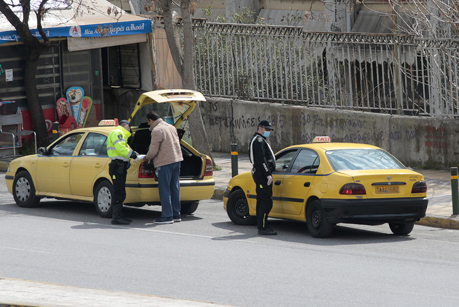 Αλλαγές στα κόμιστρα ταξί: Στα 4 ευρώ η ελάχιστη διαδρομή – Στα 1,8 ευρώ η «σημαία»