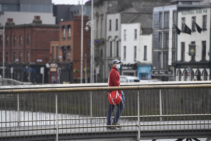 Η Ιρλανδία γίνεται η πρώτη ευρωπαϊκή χώρα που πάει σε δεύτερο lockdown λόγω κορωνοϊού