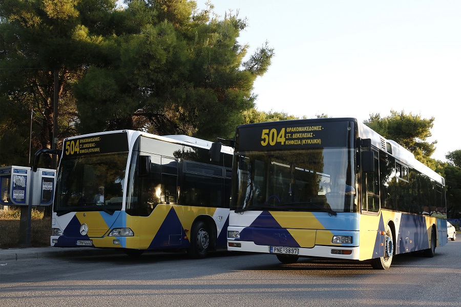 Στους δρόμους τα πρώτα ΚΤΕΛ που θα στηρίξουν τις γραμμές λεωφορείων στην Αθήνα- Ποιες γραμμές ενισχύονται