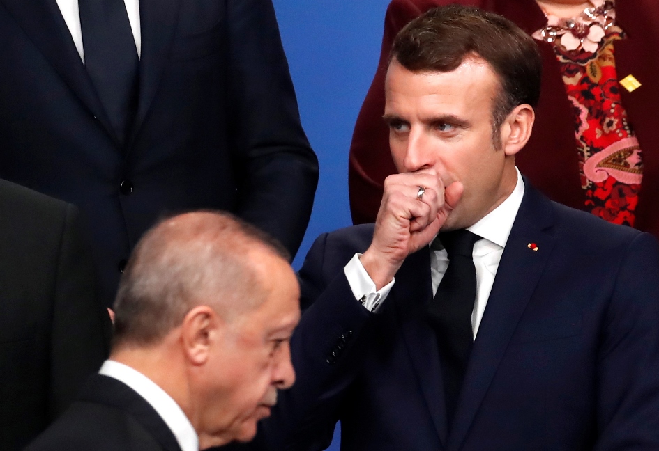 Η Γαλλία «πατάει το κουμπί» των κυρώσεων κατά του Ερντογάν