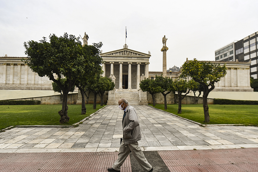 Οι δαπάνες κορωνοϊού βαρύνουν και το 2022 τον προϋπολογισμό