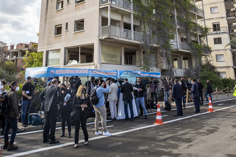 Προκλητική φιέστα Ερντογάν στα Βαρώσια