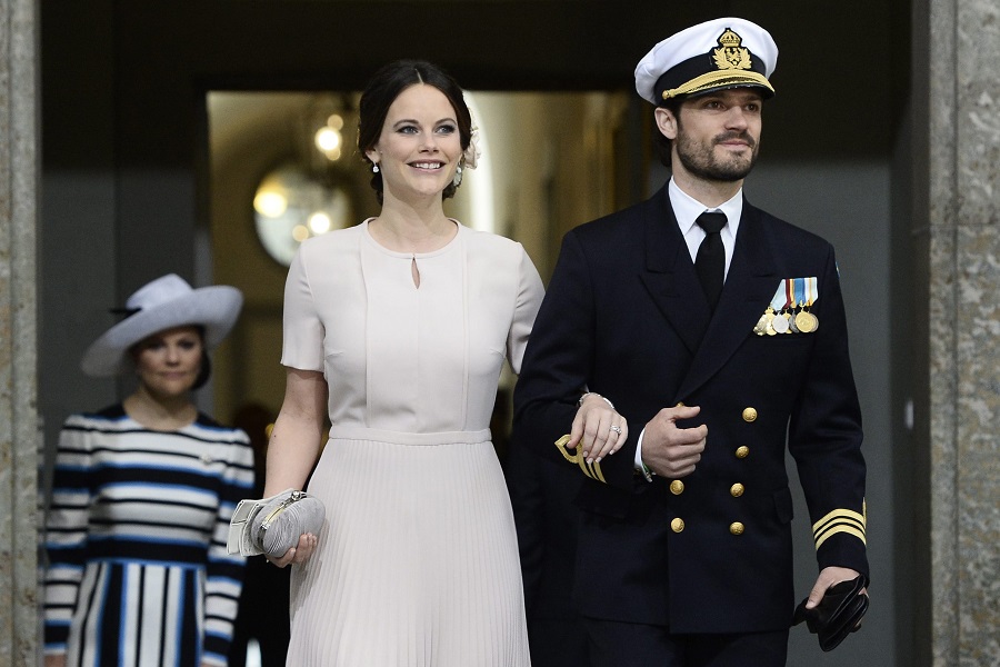 Θετικό στον κορωνοϊό και το βασιλικό ζεύγος της Σουηδίας
