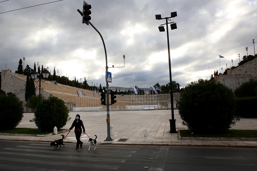 Στο τραπέζι παράταση lockdown με νέα μέτρα και κλειστά σχολεία