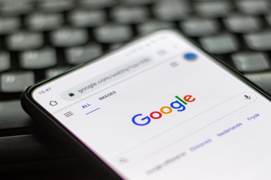 Επιχείρηση «εκκαθάρισης» από τη Google – Γιατί διαγράφει χιλιάδες λογαριασμούς