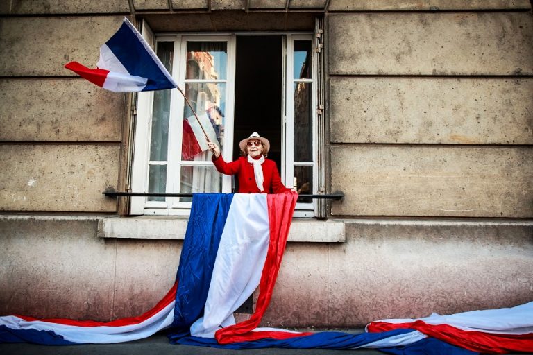 Στο 25,48% το ποσοστό συμμετοχής μέχρι το μεσημέρι στις γαλλικές εκλογές