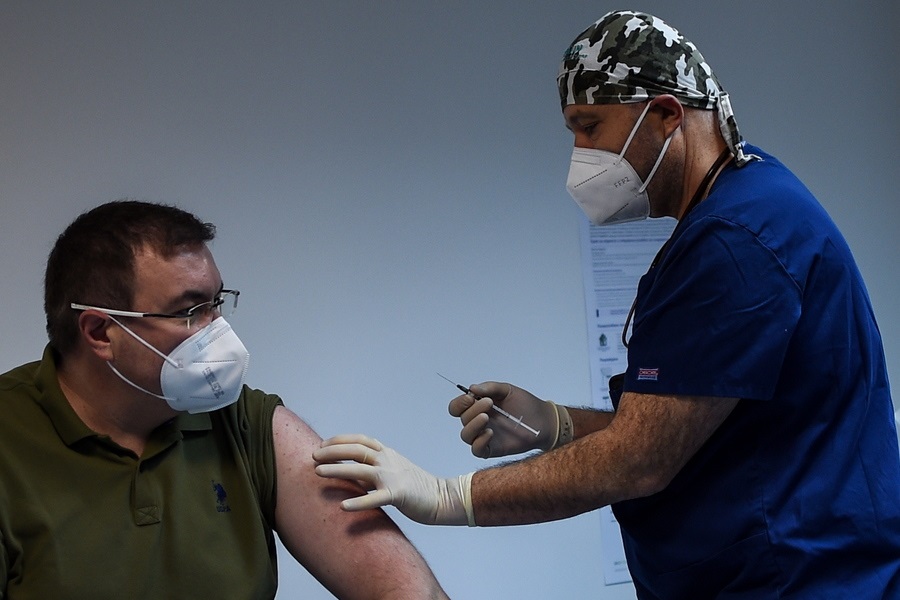 Βρετανία- Κορωνοϊός: Περισσότεροι από 20 εκατ. πολίτες έχουν εμβολιαστεί