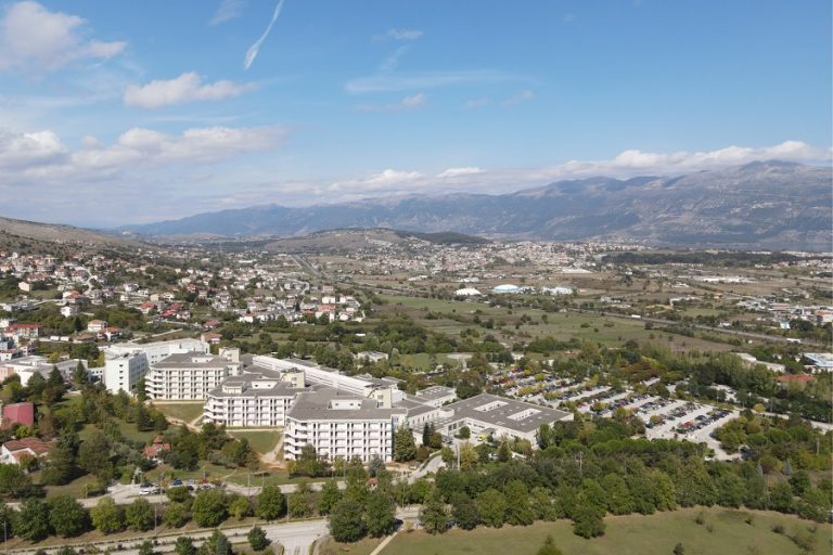 ΒΙΚΟΣ: Στηρίζει τον αγώνα κατά του κορωνοϊού με δωρεά ιατρικού και νοσοκομειακού εξοπλισμού