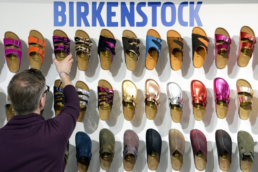 CVC Capital: Σε συζητήσεις για την εξαγορά της Birkenstock- Η συμφωνία μπορεί να ξεπεράσει τα 4 δισ. δολάρια